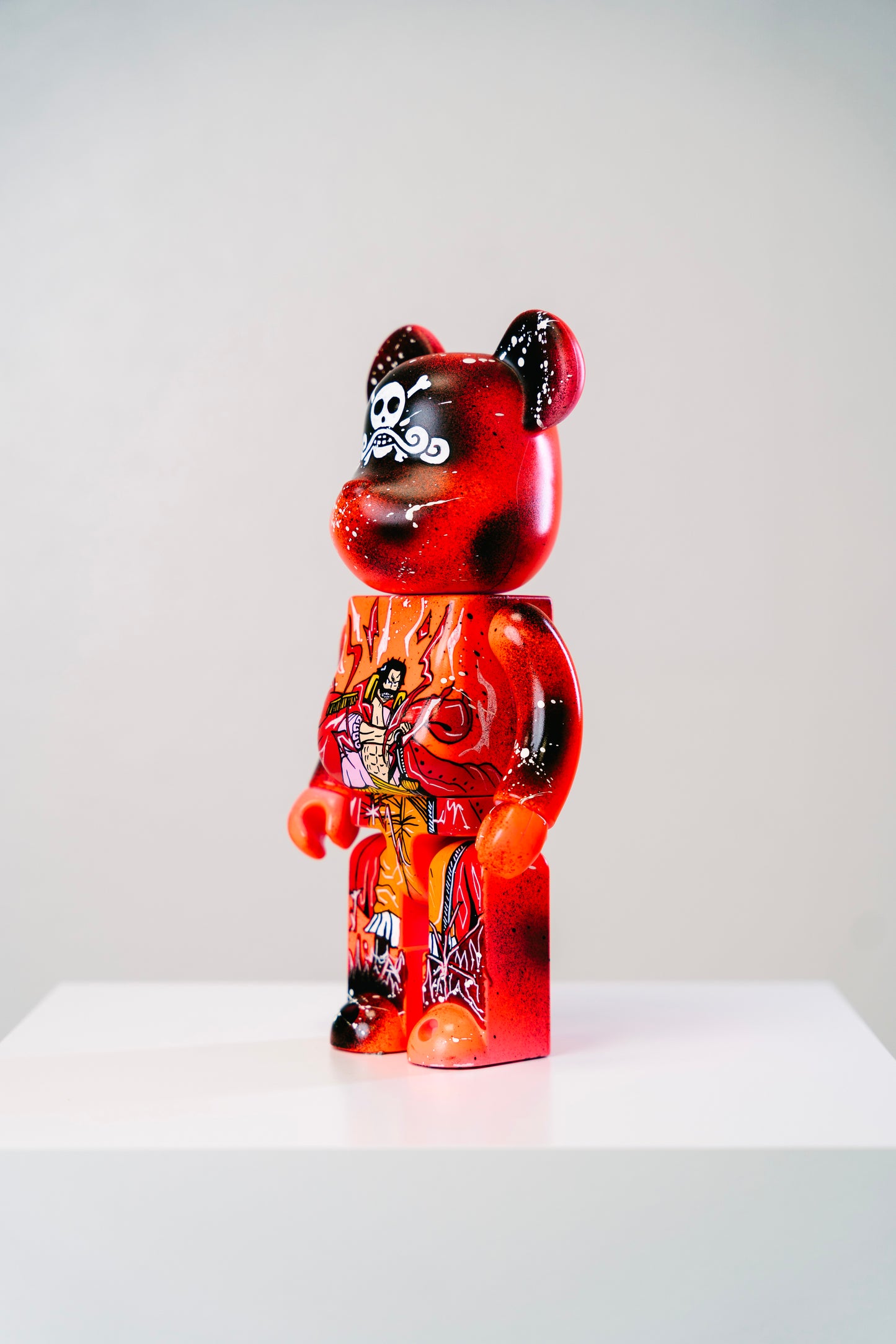 Bearbrick 400% (28cm) – „Gold D Roger Anime “ Art Edition