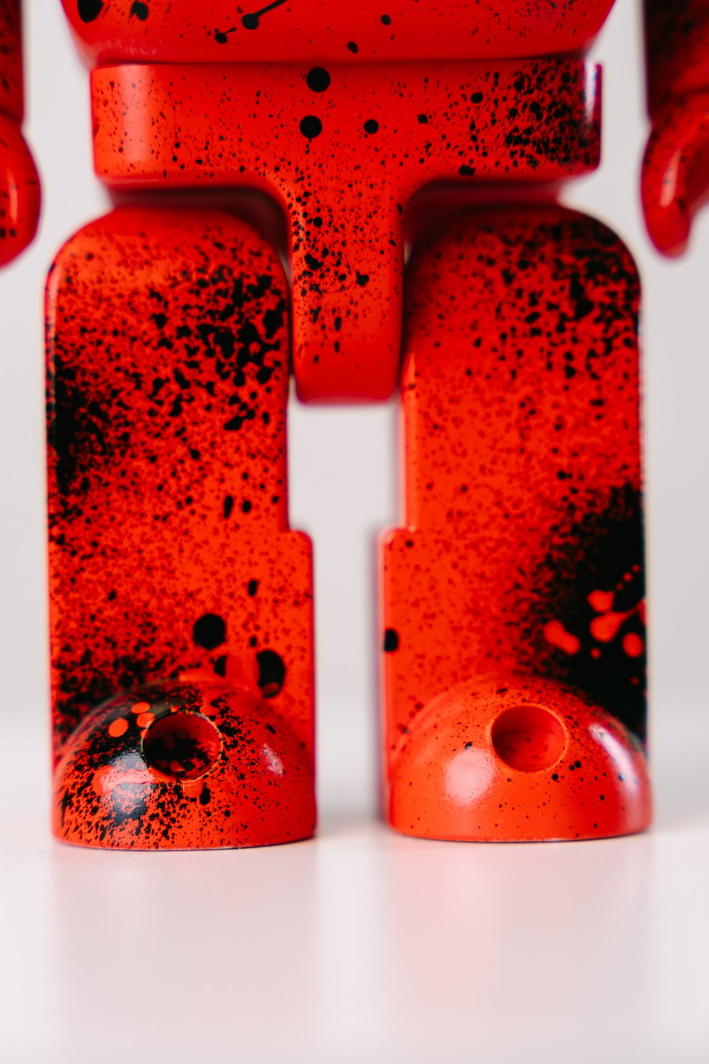 Bearbrick 400%(28 cm) – ,,Albanien Custom Edition-"