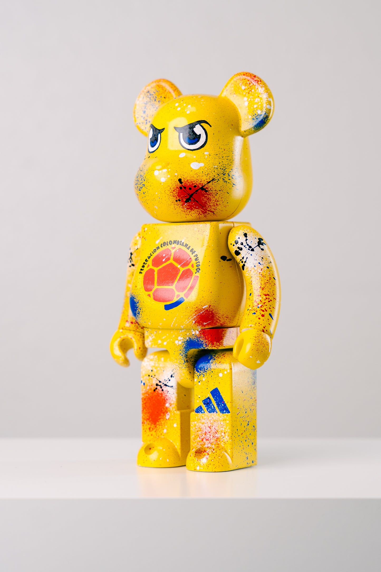 Bearbrick 400%(28 cm) –,,Kolumbien Custom Edition-"