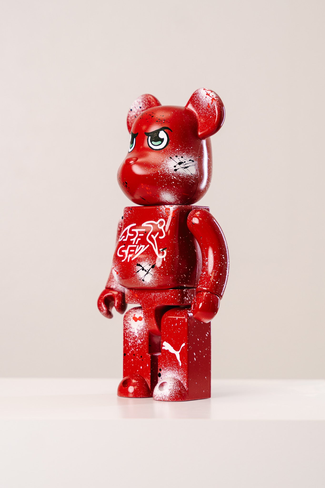 BEARBRICK 400%(28 cm) –,,Schweiz Special Edition-"