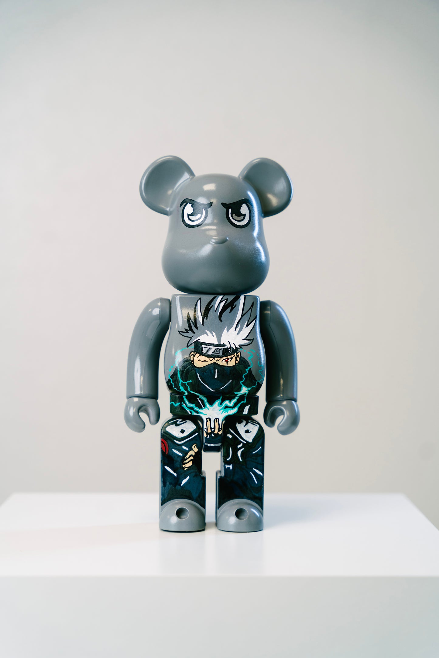 Bearbrick 400%(28 cm) –,,Ninja Lightning Edition-"(Kakashi Inspired)