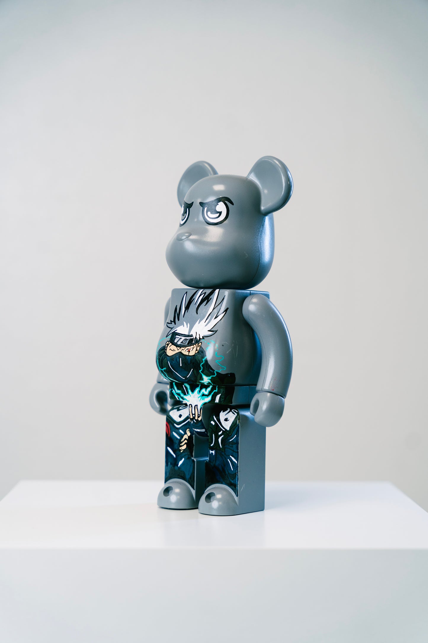 Bearbrick 400%(28 cm) –,,Ninja Lightning Edition-"(Kakashi Inspired)