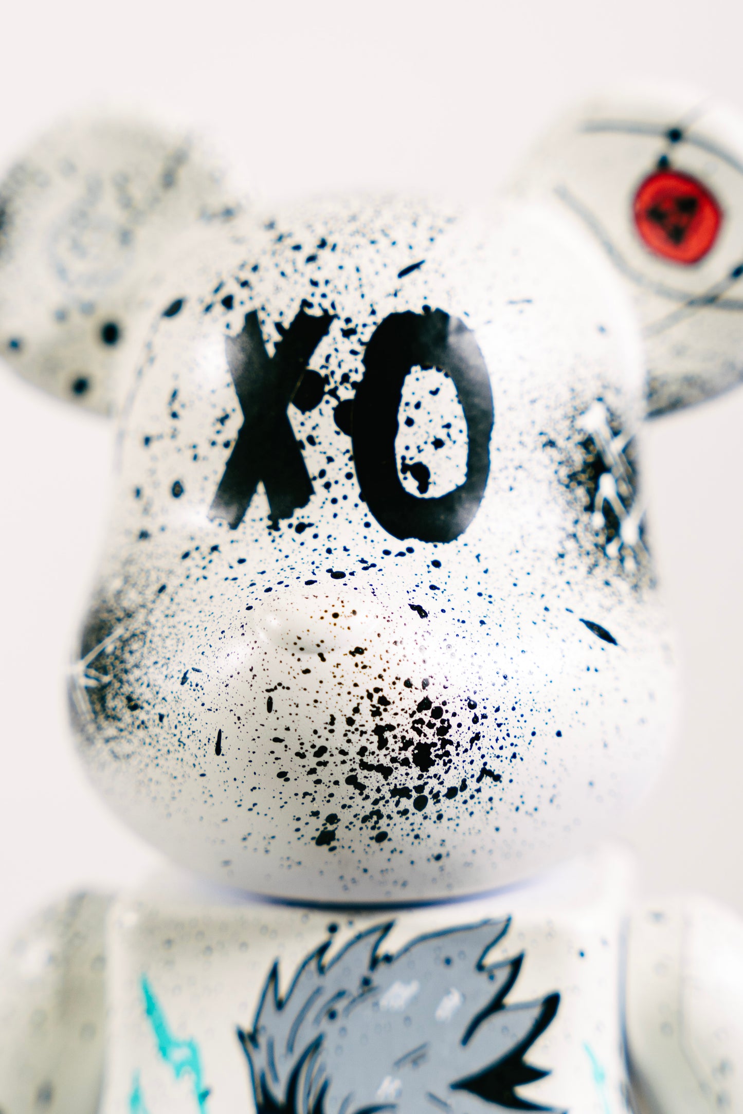 Bearbrick 400%(28 cm) –,,Kakashi Hatake Chidori Edition-"(Naruto)