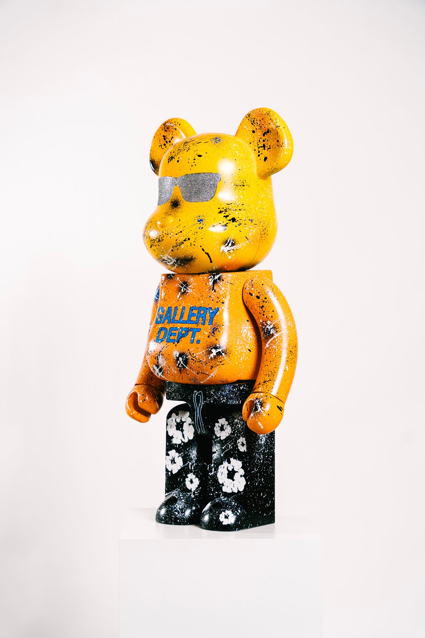 Custom GALLERY DEPT. Bearbrick 1000% (70cm)