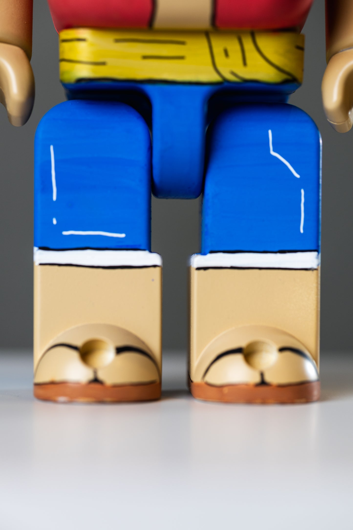 BEARBRICK 400%(28 CM) –,,ONE PIECE LUFFY EDITION,,-(Sammlerfigur)