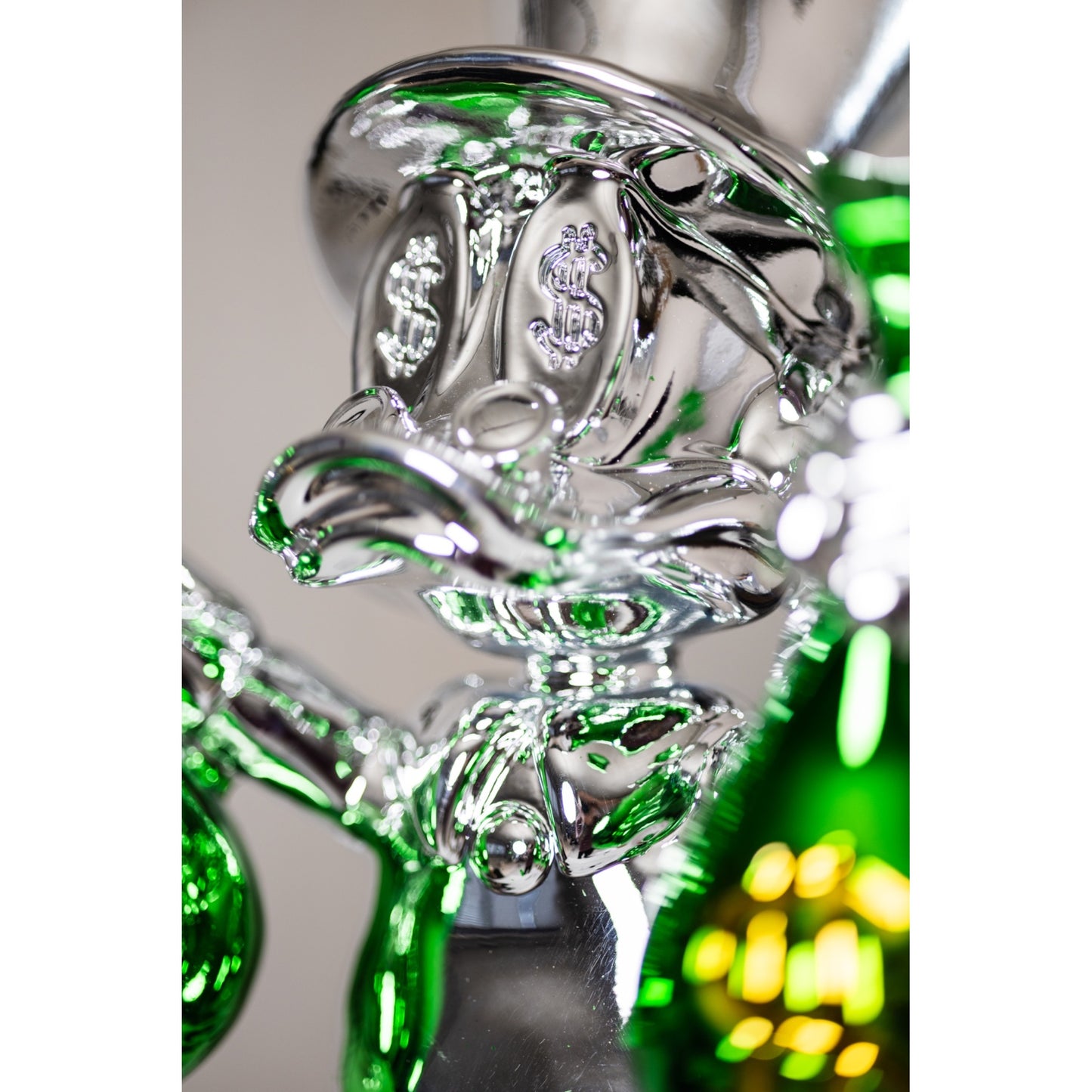 Duck Crown Pop Art Sculpture – 40 cm (Silver Edition)