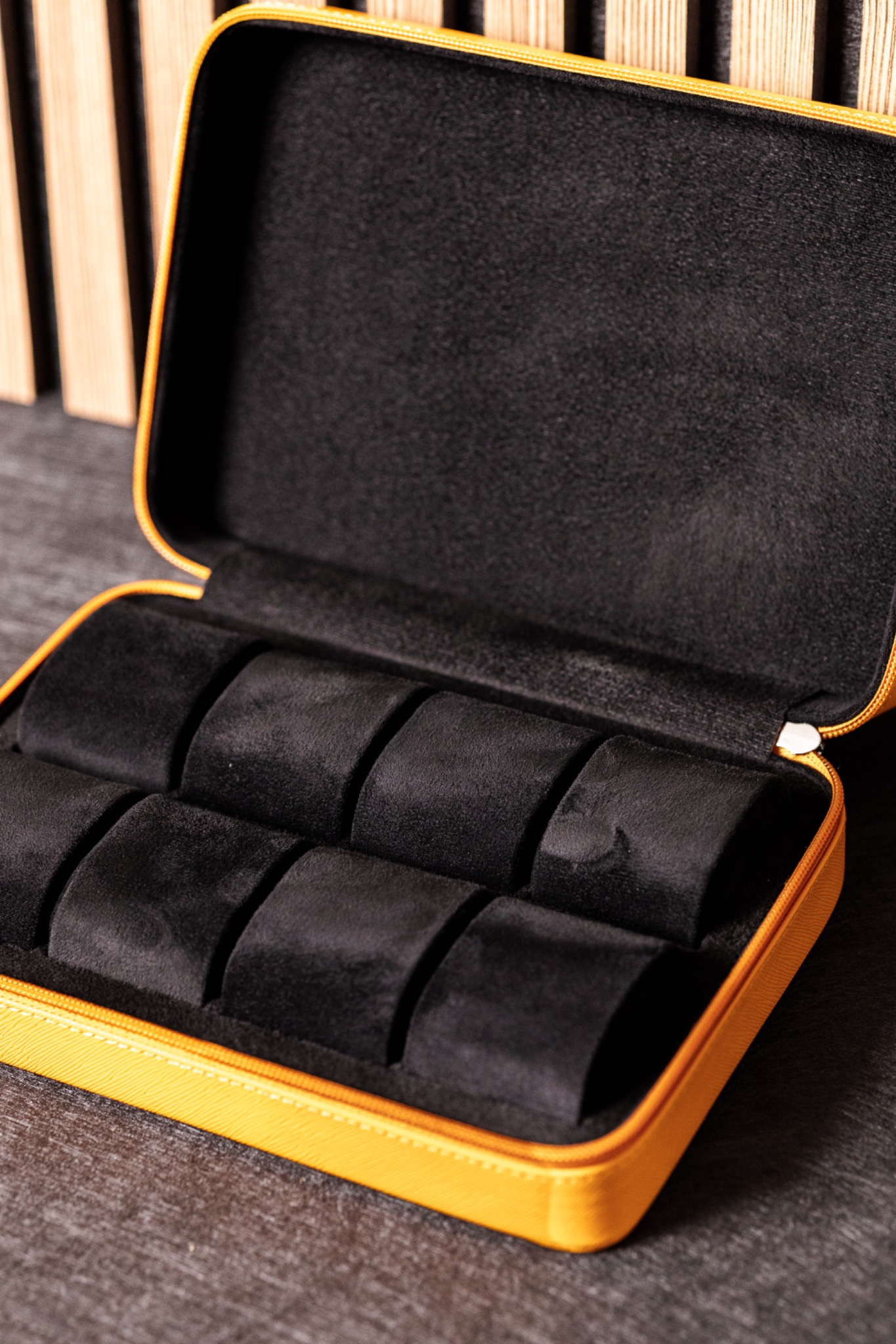 Watchbox 8 Uhren Yellow