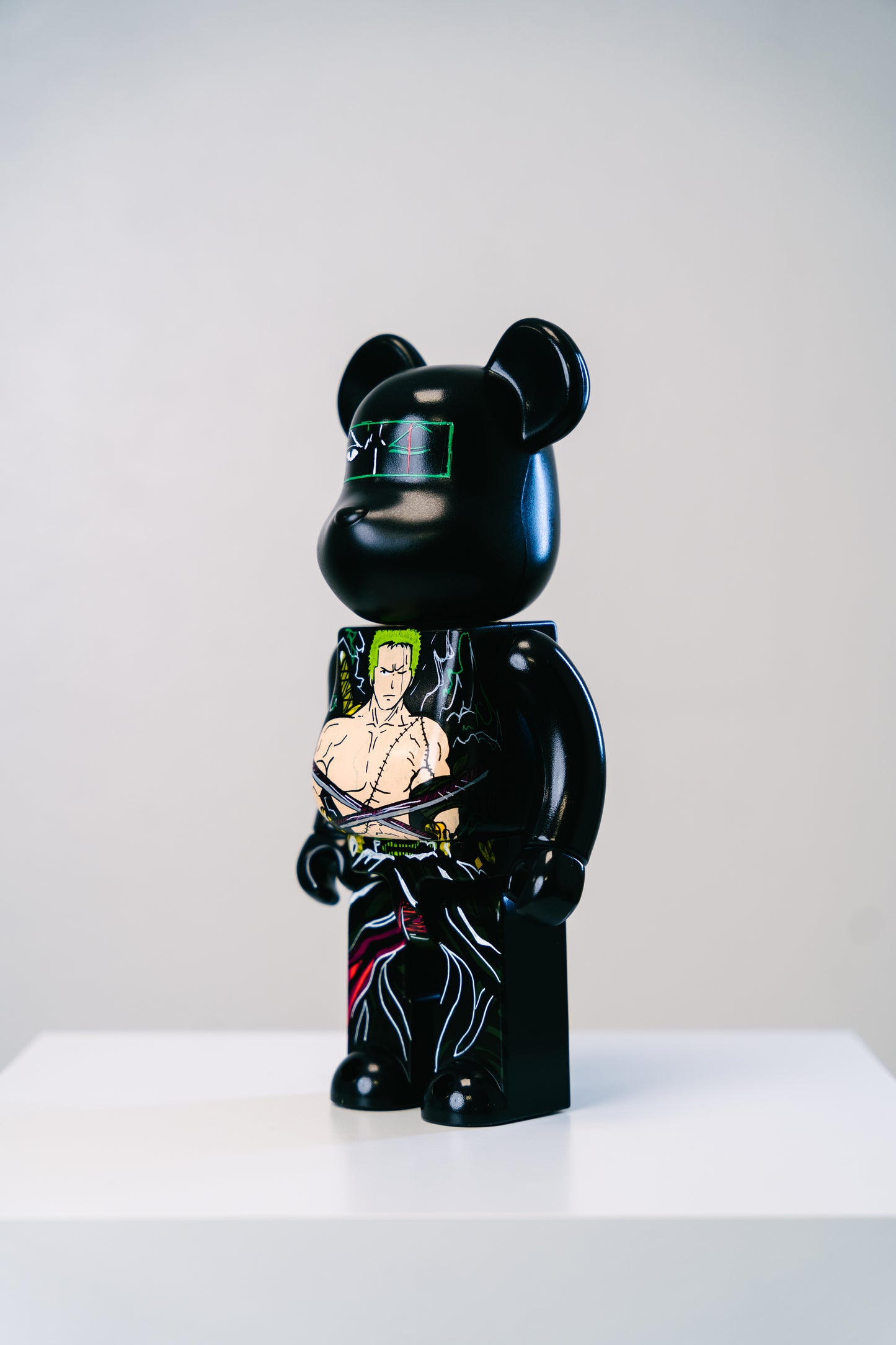 Bearbrick (400%) 28 cm –,,Roronoa Zoro Edition-"(One Piece)