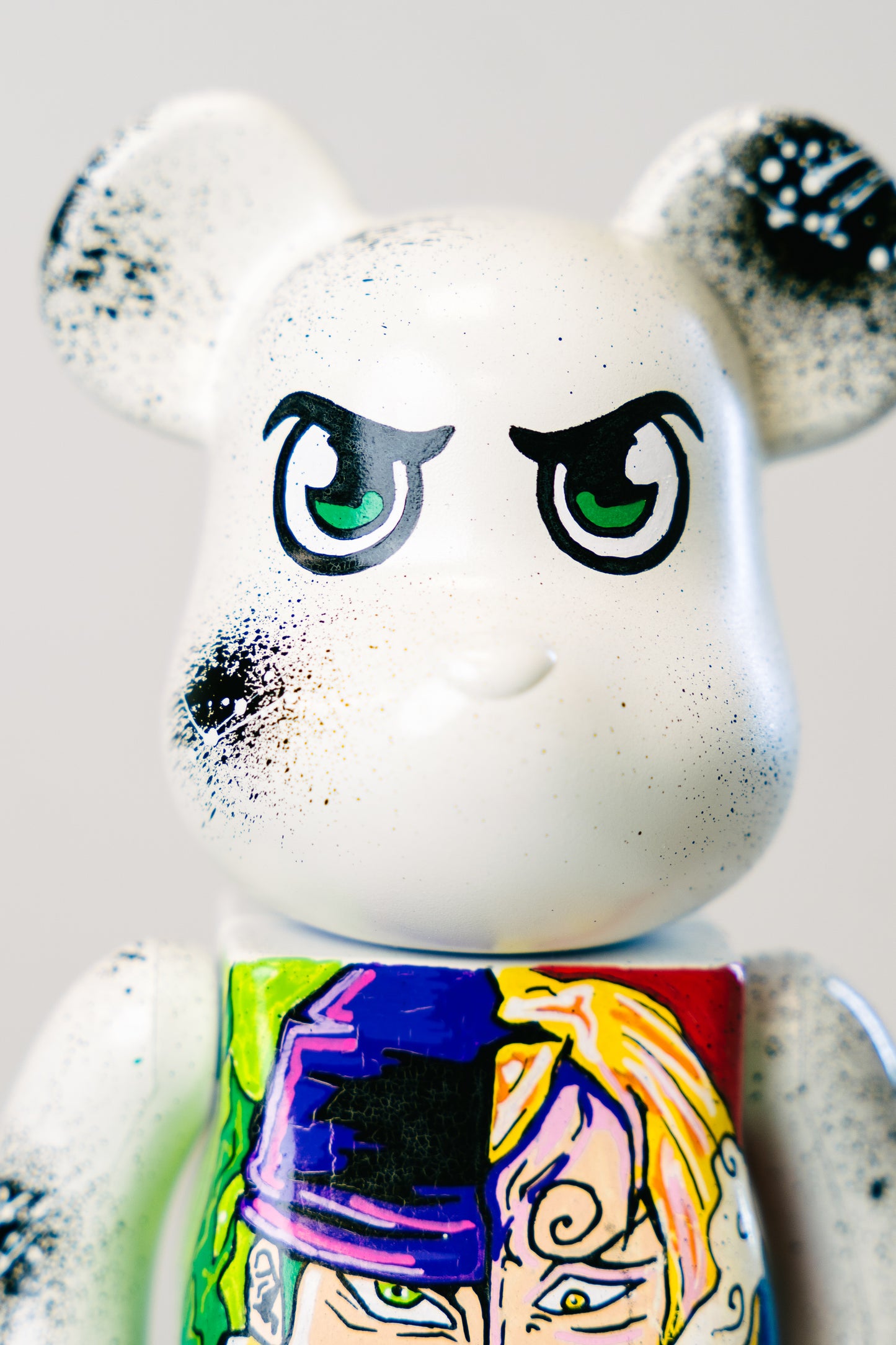 Bearbrick 400%(28 cm) –,,Zoro & Sanji Split-Face Edition-"(One Piece)