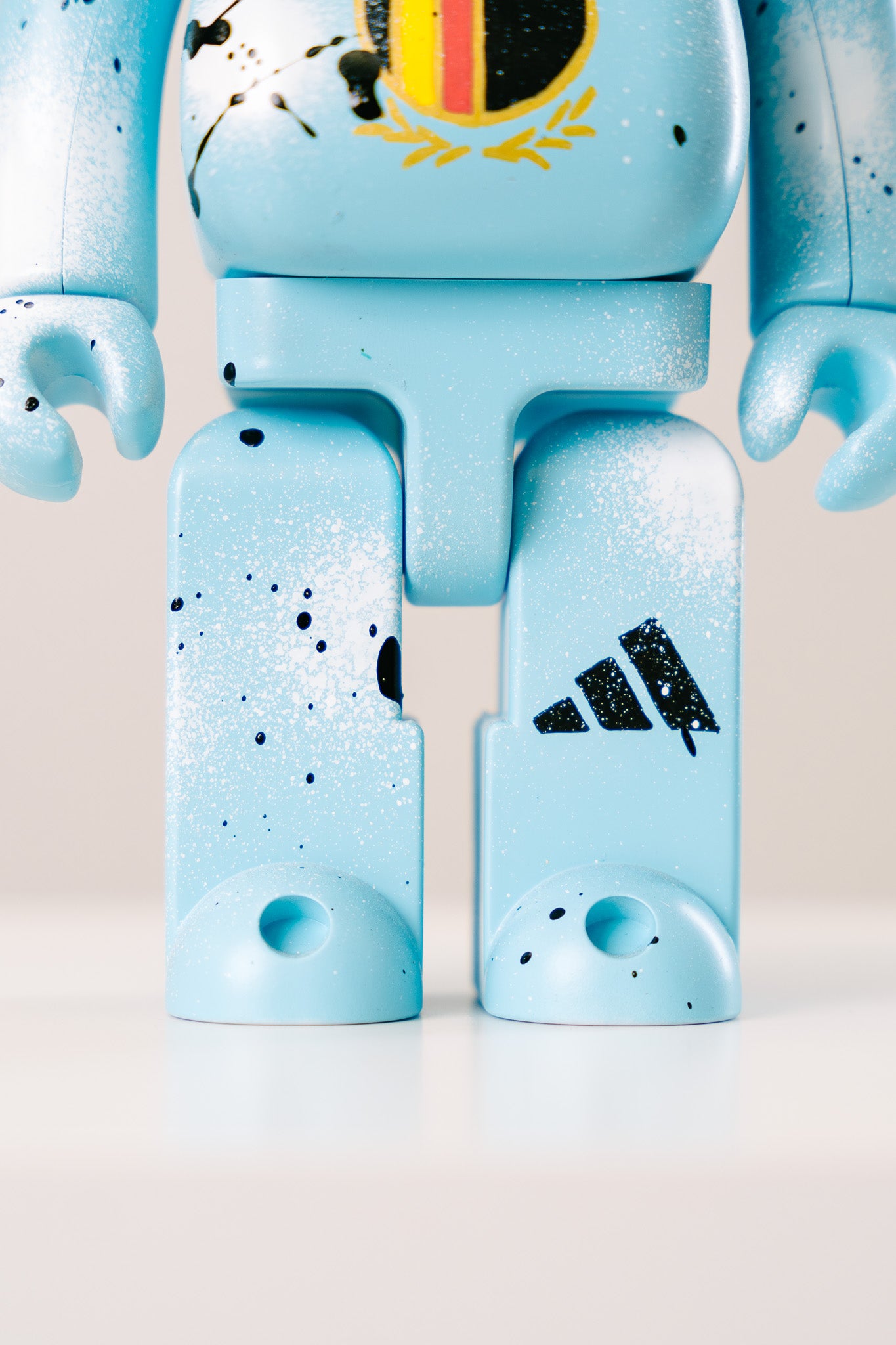Bearbrick 400% (28 cm) –,,Uruguay Special Edition-"