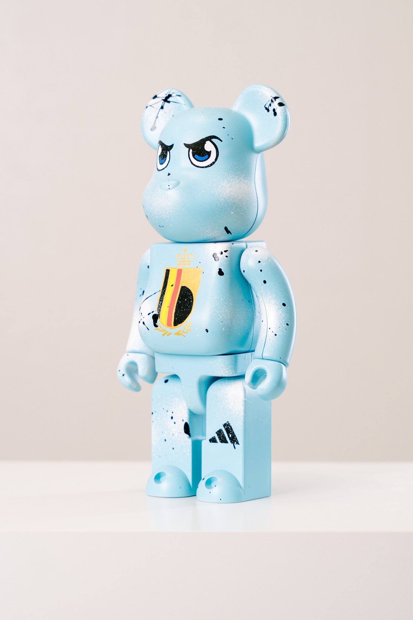 Bearbrick 400% (28 cm) –,,Uruguay Special Edition-"