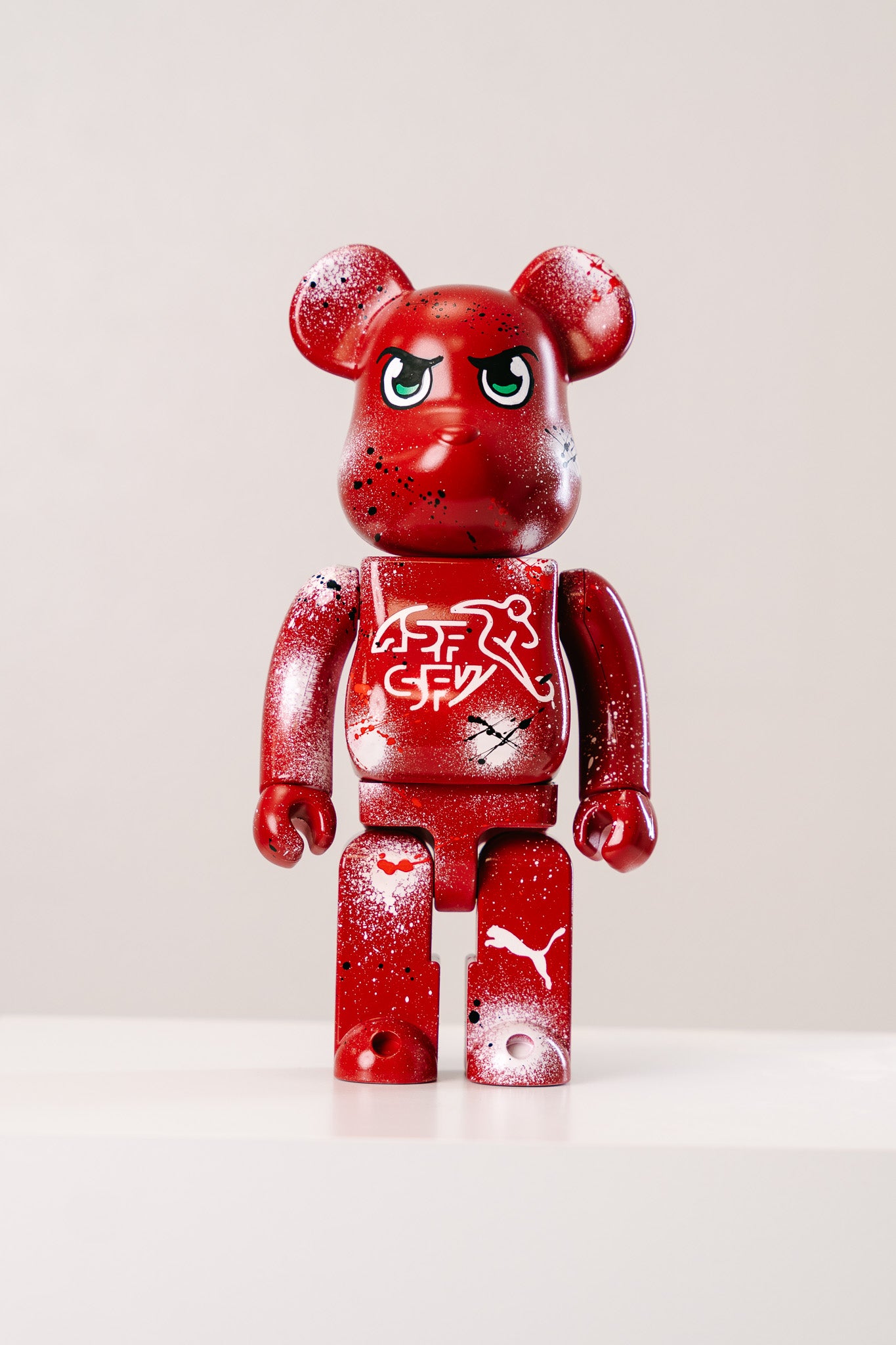 BEARBRICK 400%(28 cm) –,,Schweiz Special Edition-"