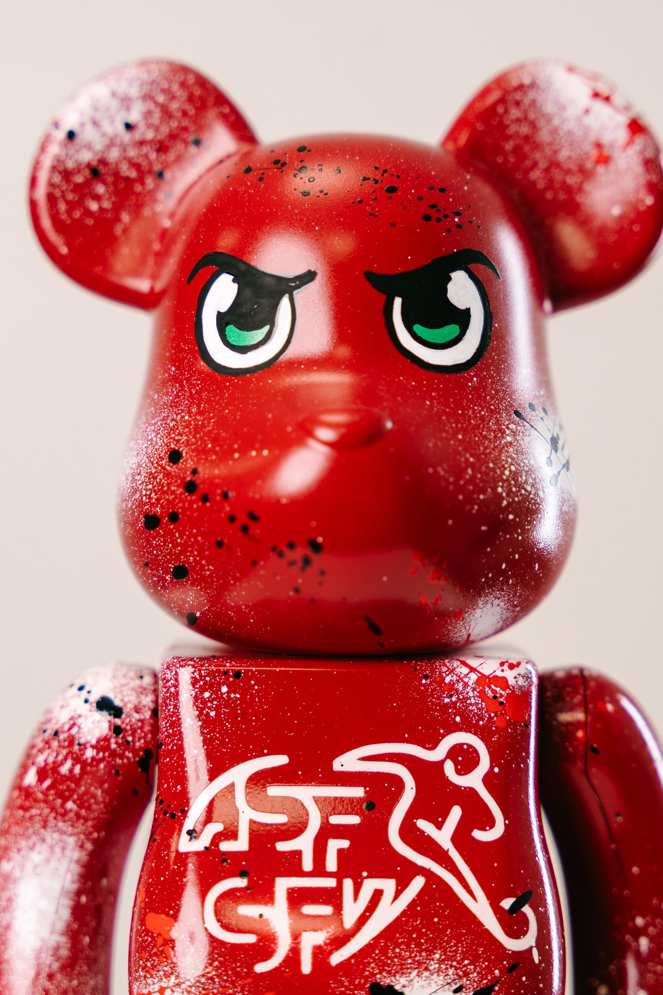 BEARBRICK 400%(28 cm) –,,Schweiz Special Edition-"