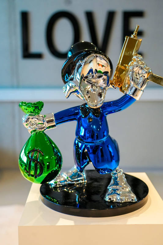 Duck Crown Pop Art Sculpture – 40 cm (Blue Edition)